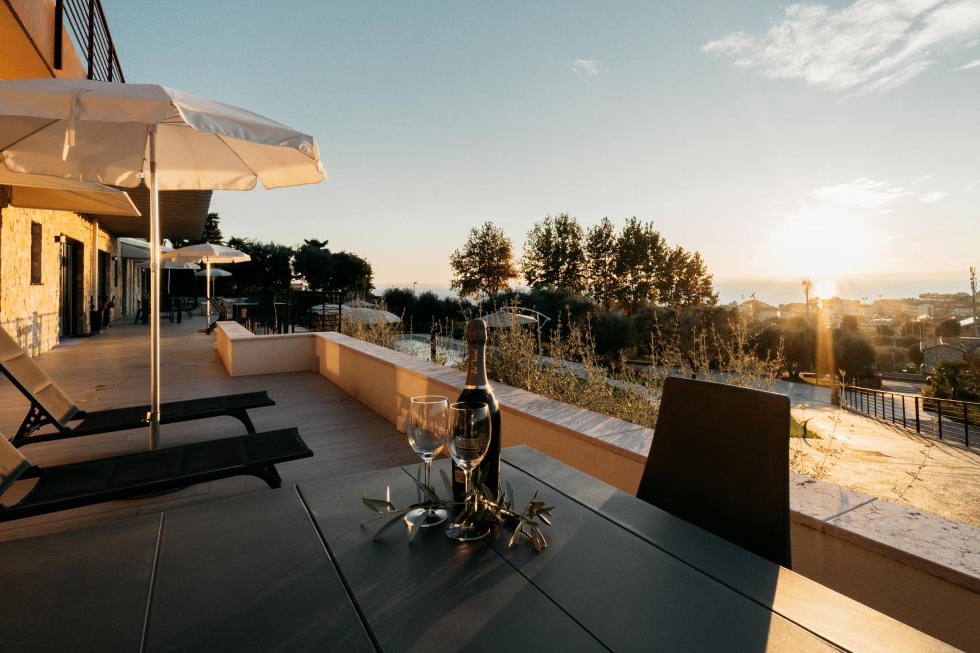Apartments Monsurei, Lake View Bardolino Exterior foto